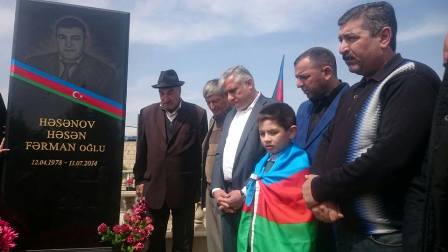 Şəhid Həsənin doğum günündə məzarı ziyarət edildi - FOTO