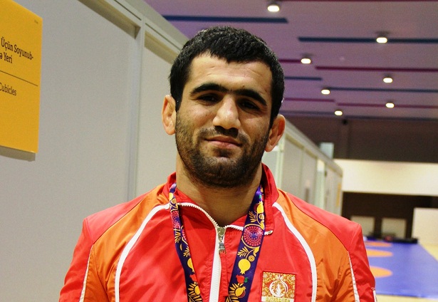 Erməniyə qalib gələn güləşçimiz olimpiadaya vəsiqə qazandı - VİDEO