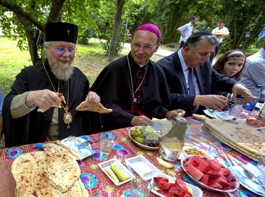 “Bakıdakı katoliklər qarışıq ailələrdən doğulanlardır” - İcma sədri onların sayını AÇIQLADI