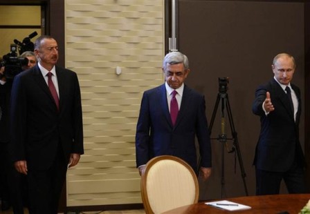 Diplomatik MƏNBƏ: Prezidentlər Putinin vasitəçiliyi ilə görüşəcək