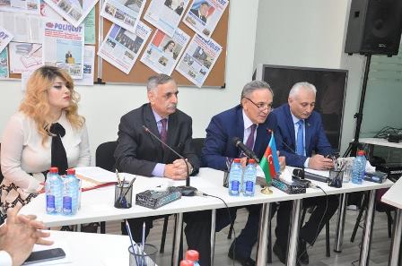 Xaricidilli mediaya dövlət dəstəyinin əhəmiyyəti müzakirə edildi - FOTOLAR