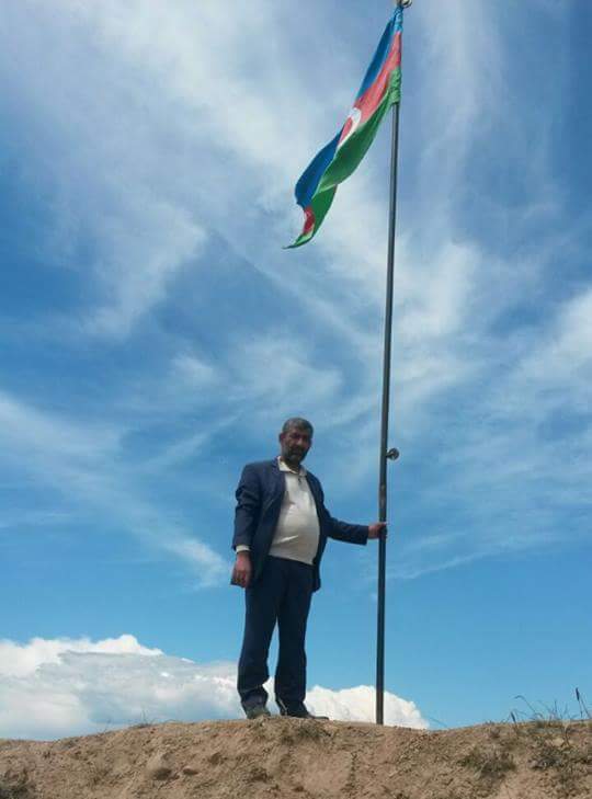 Şəhid atası oğlunun həlak olduğu Lələ təpəyə qalxdı - FOTO