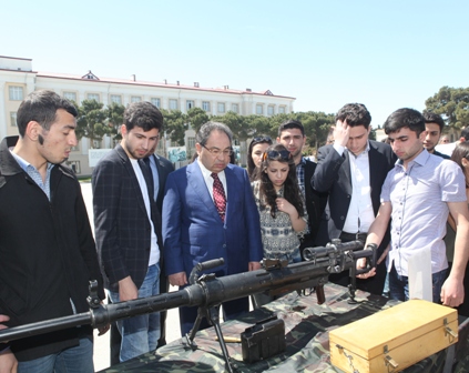 BDU tələbələri Ali Hərbi Məktəbə getdilər - FOTO