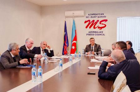 Daha bir saytın adı  “qara siyahı”ya salına bilər