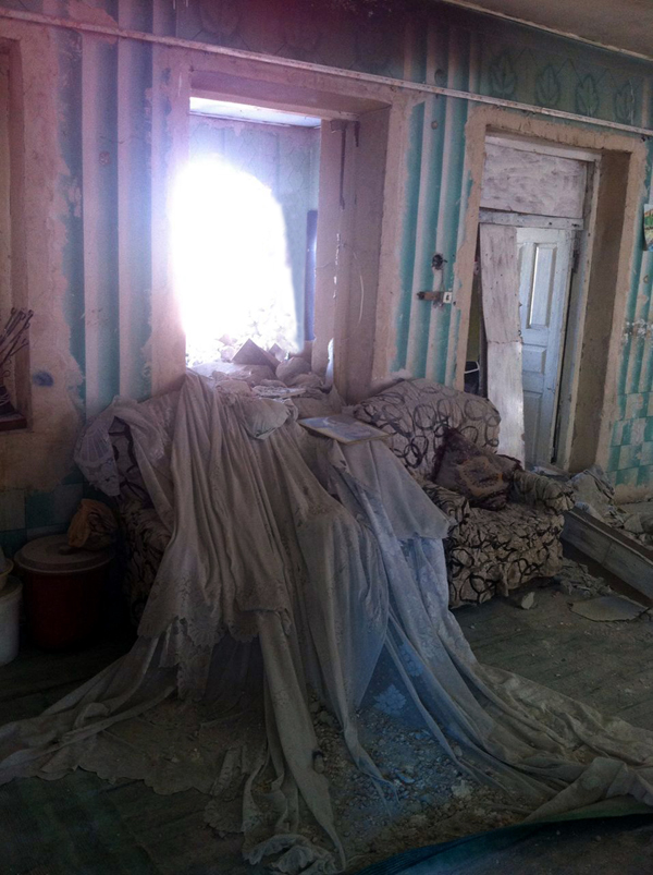 Ermənilərin Tərtərdə dağıtdığı ev - FOTO