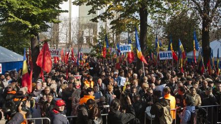  Kişinyovda 14 polis əməkdaşı ağır yaralanıb 