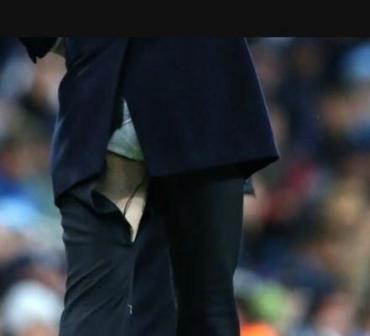 Zidanın şalvarı yenə cırıldı - VİDEO