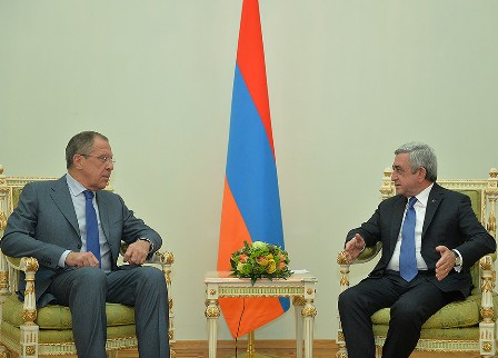 Sarkisyan-Lavrov görüşünün pərdəarxası - “Axı bu niyə baş verdi?”