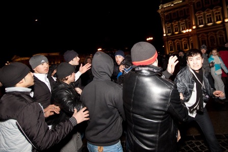 Peterburqda azərbaycanlılarla kalmıklar arasında kütləvi DAVA