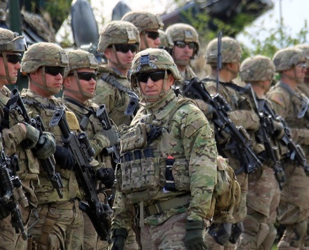 NATO Rusiya ilə sərhəddə 4 min hərbiçi yerləşdirir