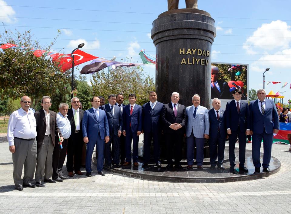 Mərsində Heydər Əliyev anıldı - FOTOLAR