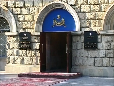 M&uuml;dafiə Nazirliyi cavab verdi 