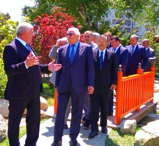 Azərbaycanlı deputat yaponiyalı iş adamı ilə nədən danışdı? - FOTO