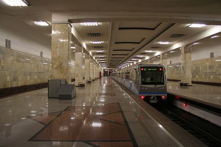 Metropoliten 80-ə yaxın işçi götürdü