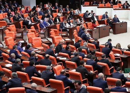 Türkiyədə deputat toxunulmazlığı ləğv edildi