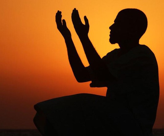 "S&uuml;bh namazına durmayanlar, Ramazanda 20 r&uuml;kət namaz qılır" 