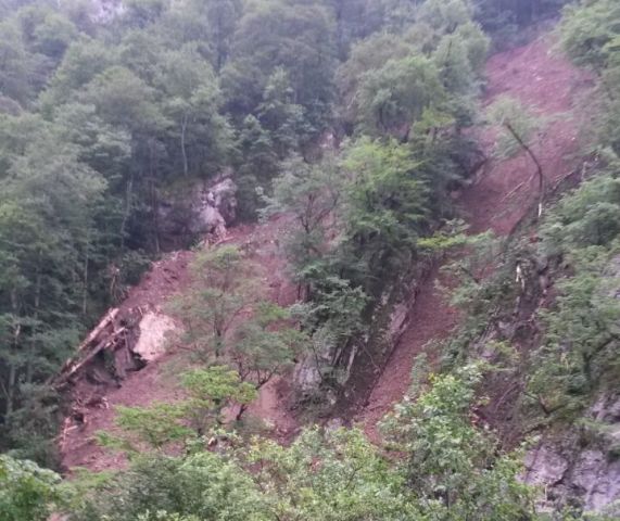Şahdağ Milli Parkında torpaq s&uuml;r&uuml;şməsi baş verdi
