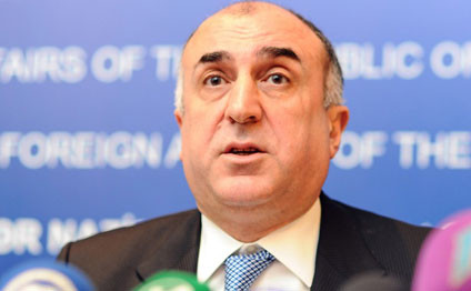 Elmar Məmmədyarov &Ccedil;in səfirini yola salıb  