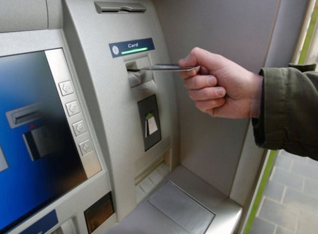 Bakıda banklar gücləndirilmiş iş rejiminə keçdi  