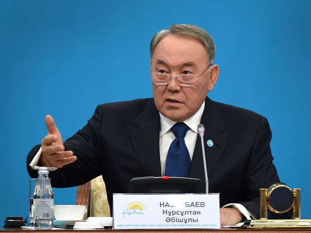 Nazarbayevdən onu devirmək istəyənlərə MESAJ