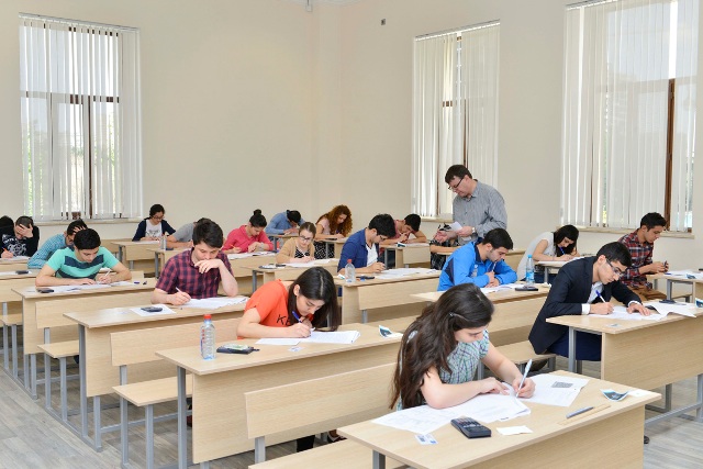 Bu gün ilk buraxılış imtahanları keçirilir