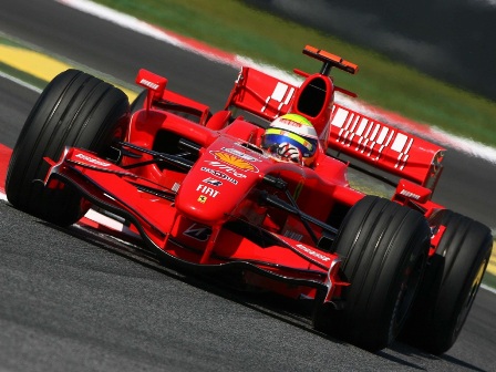 &ldquo;Formula 1&rdquo;də pilot yolu səhv saldı 
