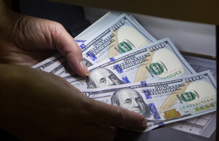 Azərbaycanda dollar ŞOKU - Məzənnə sürətlə qalxır 