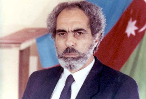 El&ccedil;ibəyin doğum g&uuml;n&uuml;d&uuml;r
