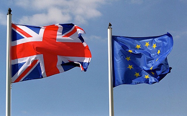 Böyük Britaniya Avropa İttifaqından çıxdı - Dünya ŞOKDA