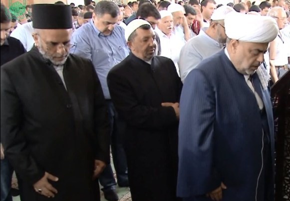 Bayram namazı sabah saat 8.00-dan qılınacaq 