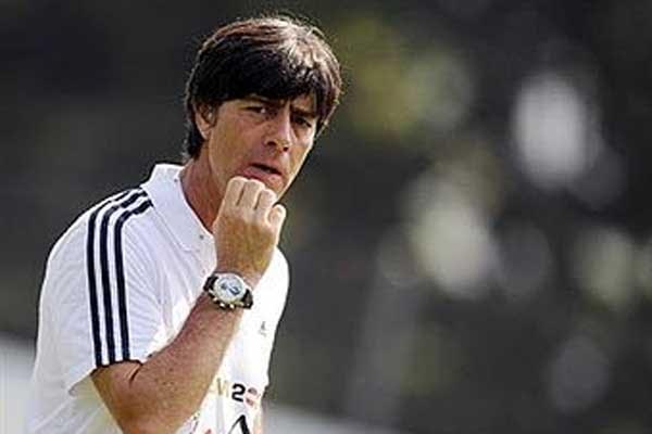 Almaniya millisinin baş məşq&ccedil;isi dəyişməyəcək