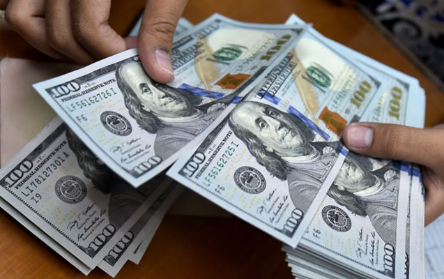 Dollar bahalaşır, manat ucuzlaşır - Bu günkü MƏZƏNNƏ  