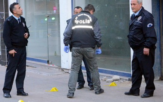 Türkiyədə polis məntəqəsinə silahlı hücum