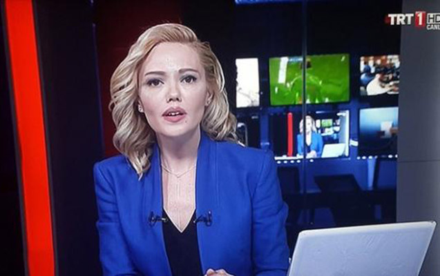 &ldquo;Qollarımızı bağlamışdılar, zorla xəbəri oxutdurdular...&rdquo; -&nbsp;TRT-nin spikeri