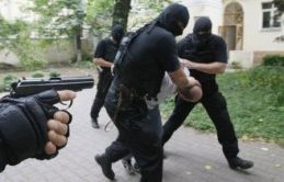 T&uuml;rkiyə polisi daha 7 hərb&ccedil;ini saxlayıb
