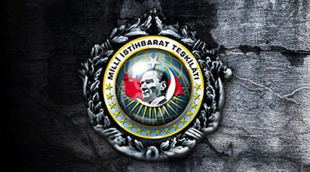 MİT-in 100 əməkdaşı işdən &ccedil;ıxarıldı