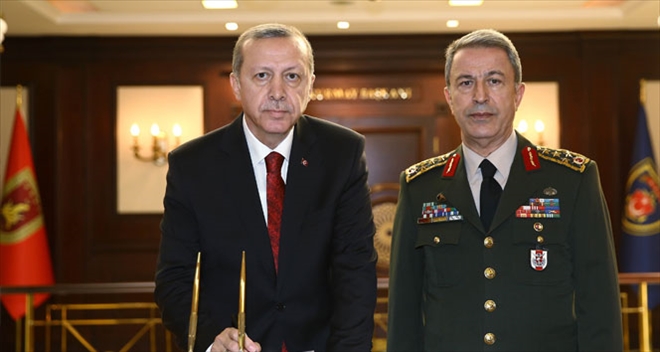 Ərdoğan Baş Qərargah rəisi ilə görüş keçirir
