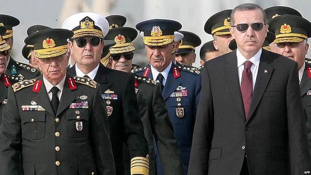 Türkiyə ordusunun neçə faiz texnikası çevriliş cəhdində istifadə olunub?