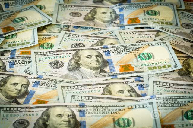 28 banka satılan dolların məbləği AÇIQLANDI
