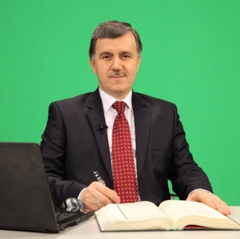 Qafqaz Universitetinin sabiq dekanı T&uuml;rkiyədə axtarışa verildi