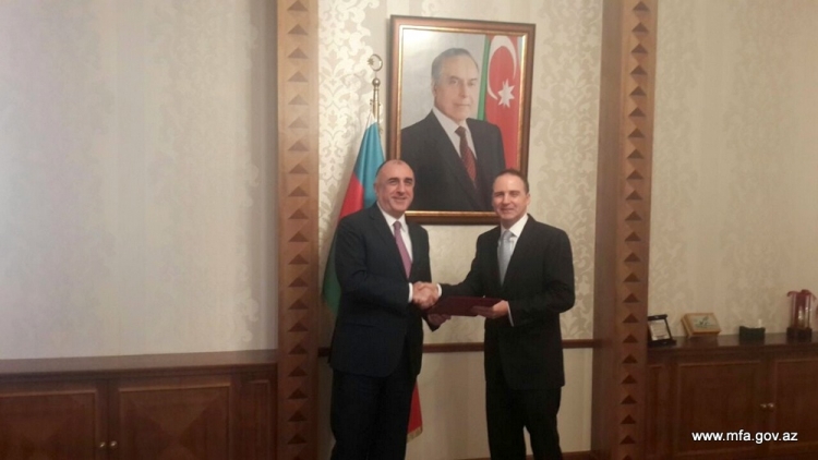 Elmar Məmmədyarov UNİCEF-in yeni təyin olunan n&uuml;mayəndəsini qəbul edib