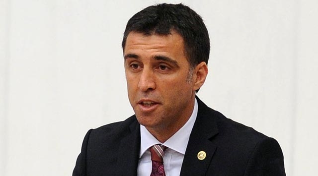 Hakan Ş&uuml;k&uuml;r barədəsində həbs qərarı &ccedil;ıxarıldı&nbsp;