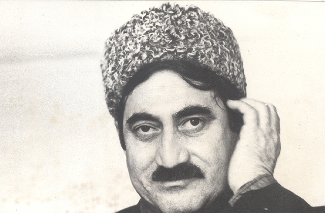Qabil-90: Xalq şairi FOTOLARDA  
