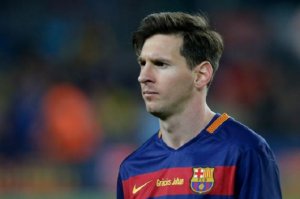Messi Argentina yığmasına qayıdır