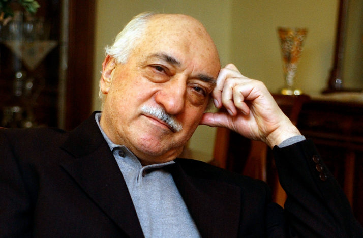 Fətullah G&uuml;lənin əmlakına həbs qoyuldu