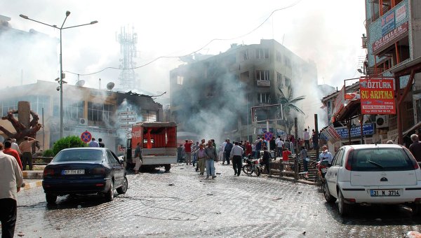 Türkiyədə növbəti TERROR: 3 ölü, 20 yaralı  