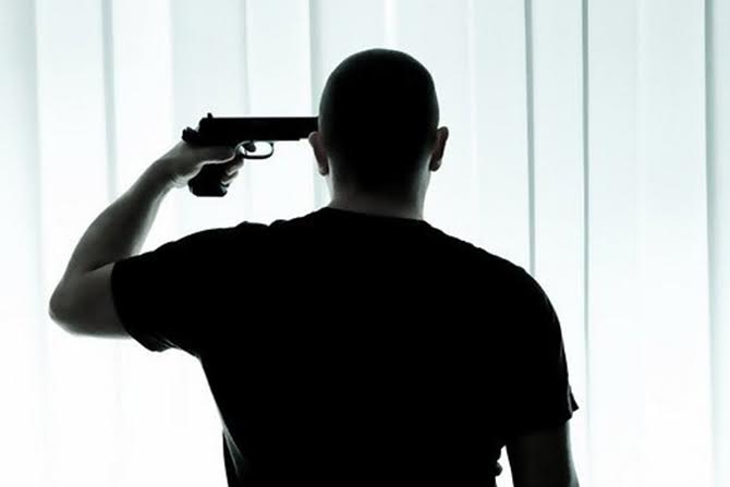 Pentaqon intiharlara müharibə elan etdi