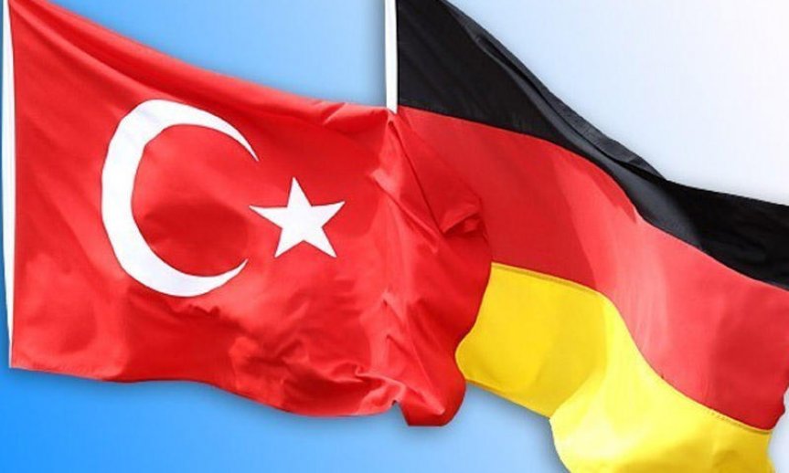 Türkiyə Almaniyadan 62 biznesmeni tələb edir