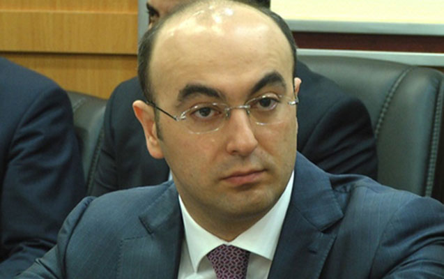 Elnur Aslanov &ouml;lkədən &ccedil;ıxıb?