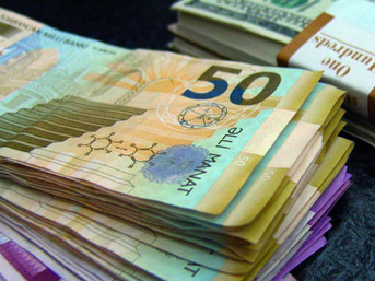 Manat və dolların bug&uuml;nk&uuml; MƏZƏNNƏSİ